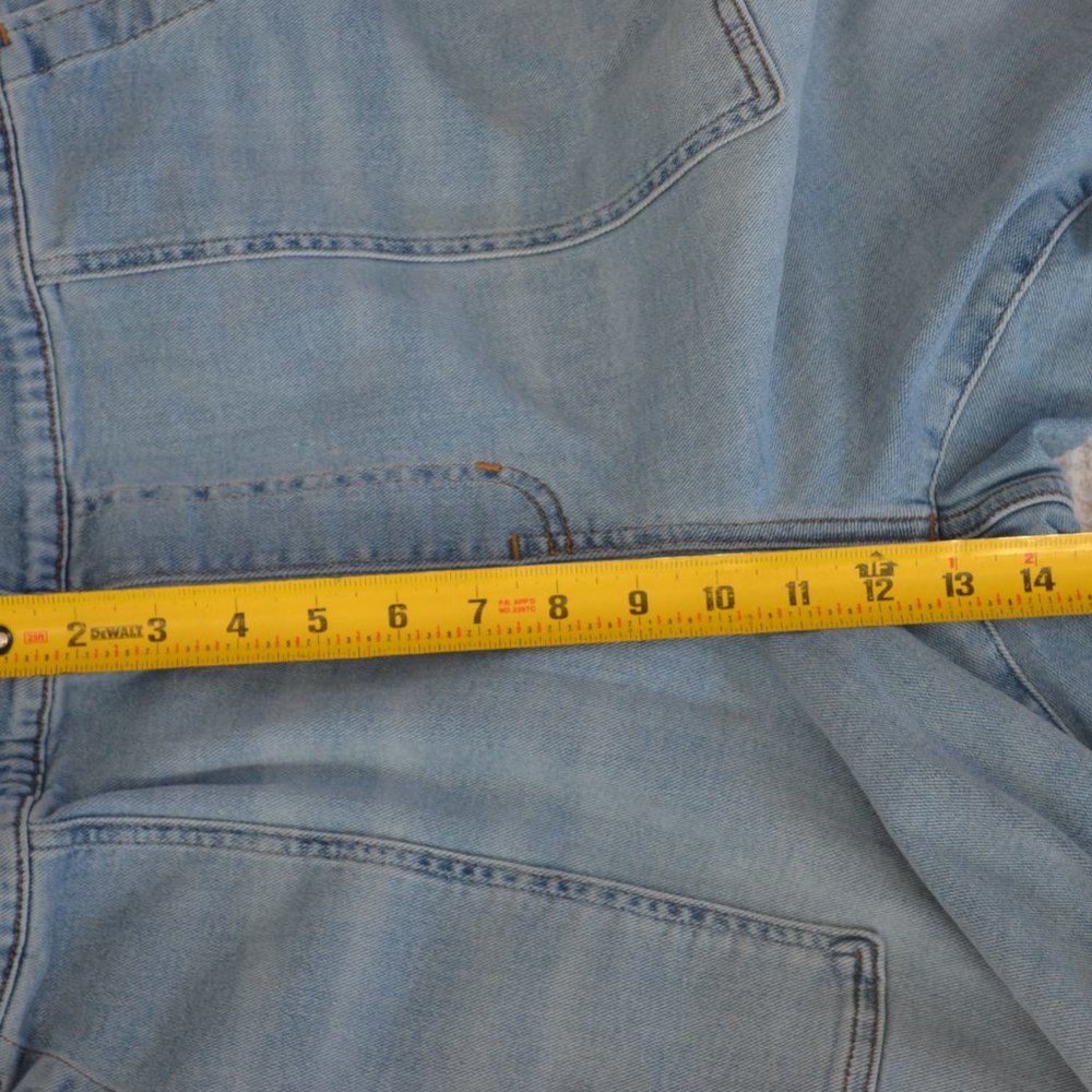 Madewell Pull-On Relaxed Jeans in Bellview Wash XL - Picture 15 of 16